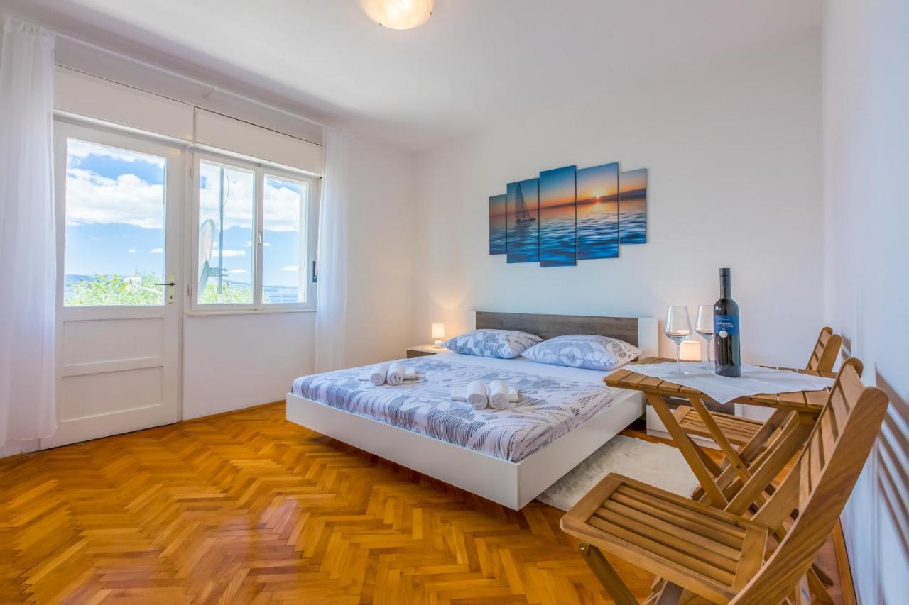 Azur Novi Vinodolski Exteriér fotografie